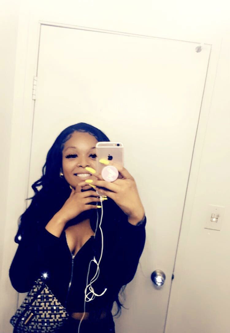 Mia's avatar