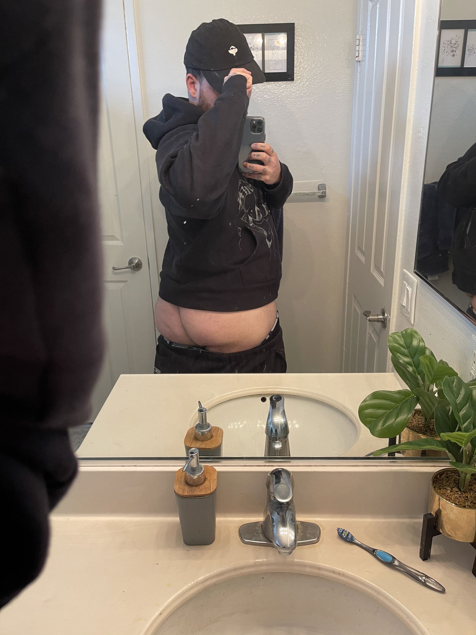 Michaelgetsnaked's avatar