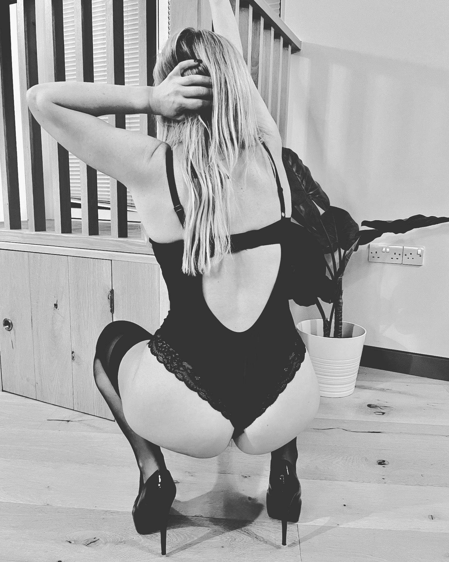 Midnight Blonde's avatar