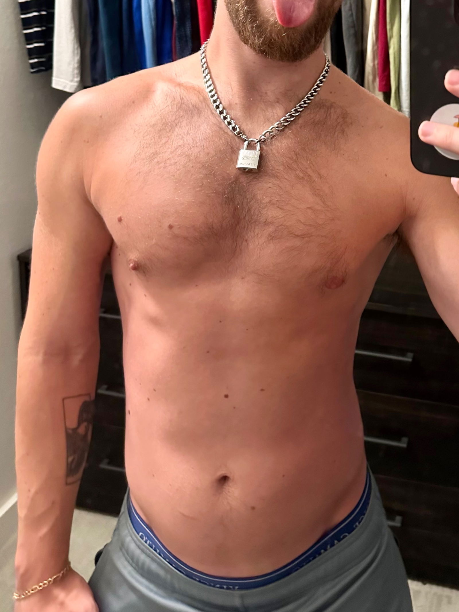 Boy🧎🏻‍♂️🦴's avatar