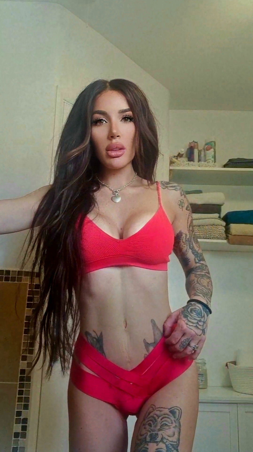 MISS 💋 DESIRE 🥰's avatar