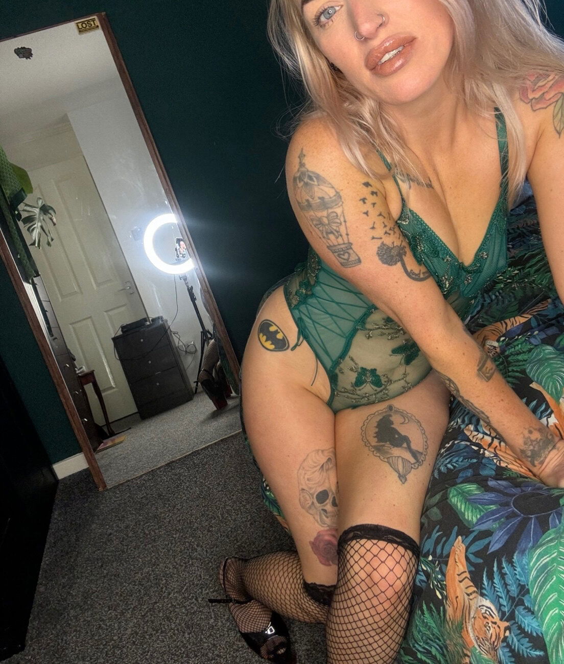 Ivy Quinn π's avatar