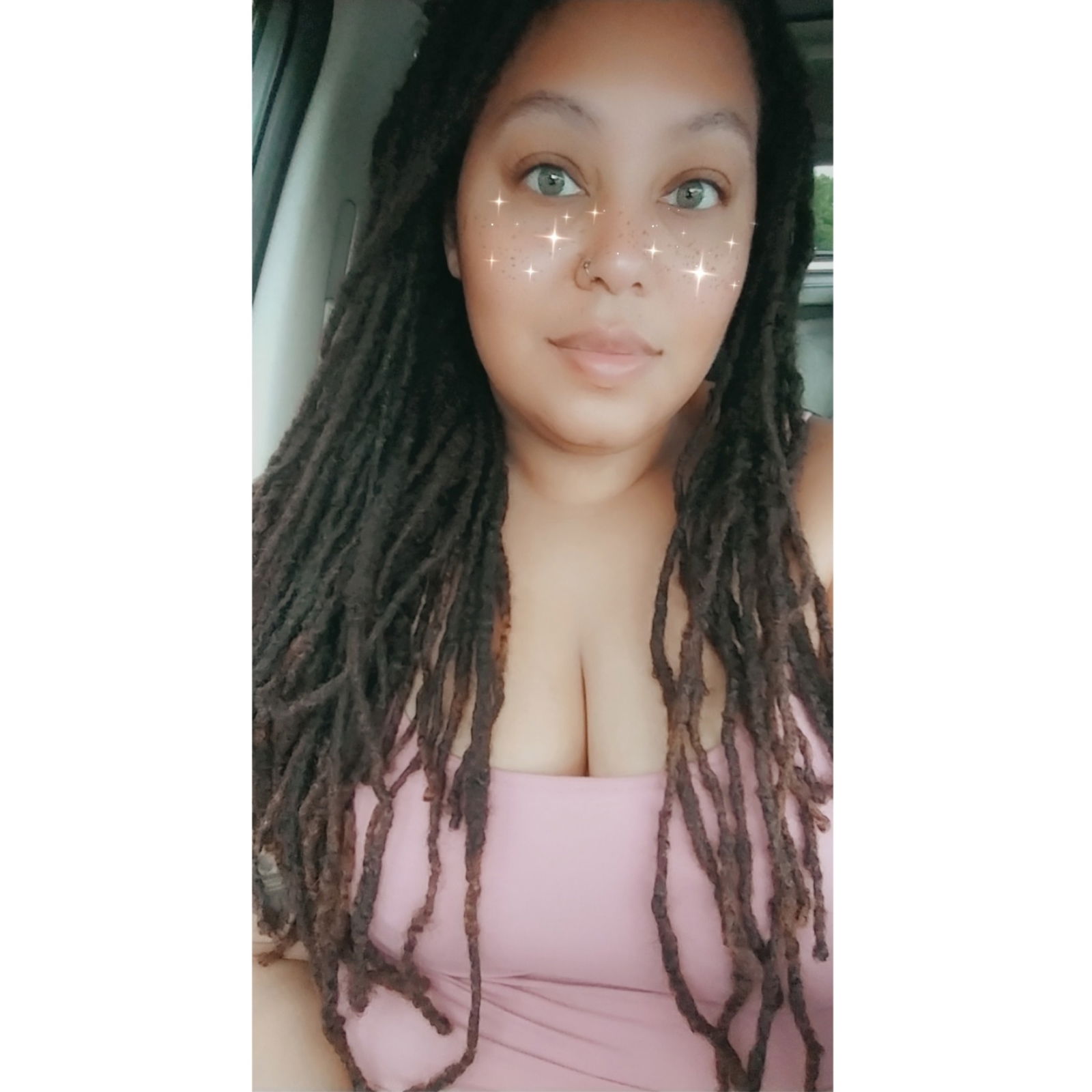 Miss Bee's avatar