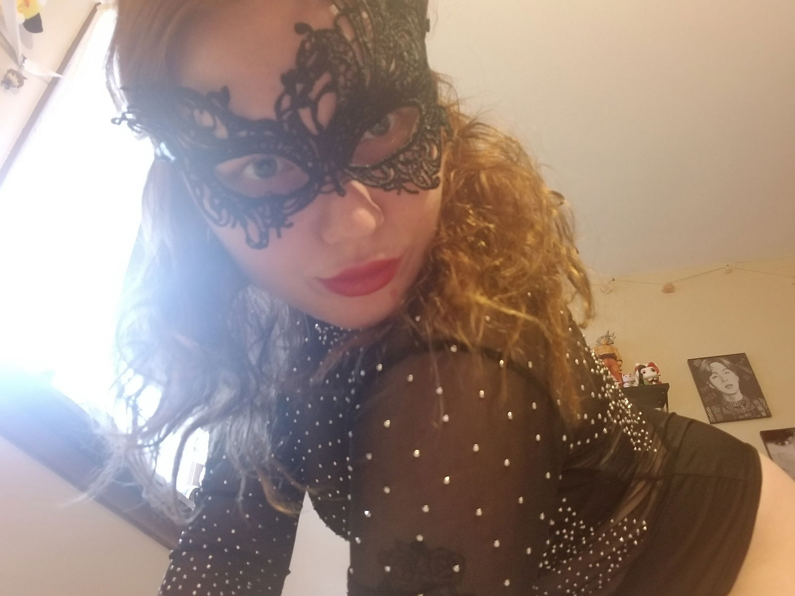 Mistress Wolf's avatar