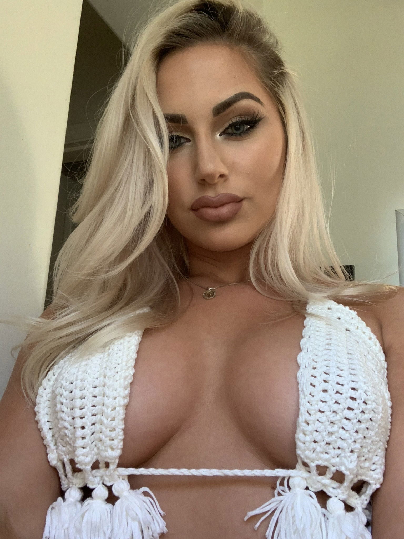Miss Divine free's avatar
