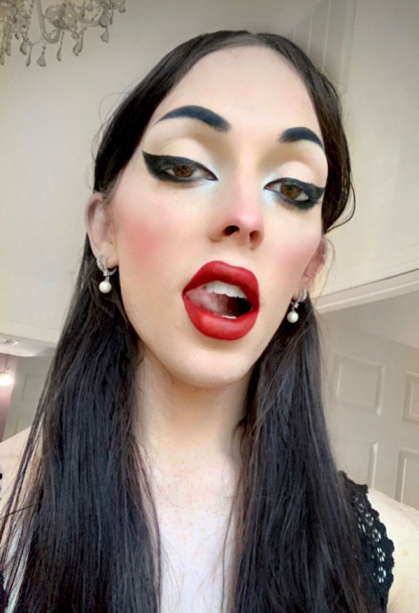Violet's avatar
