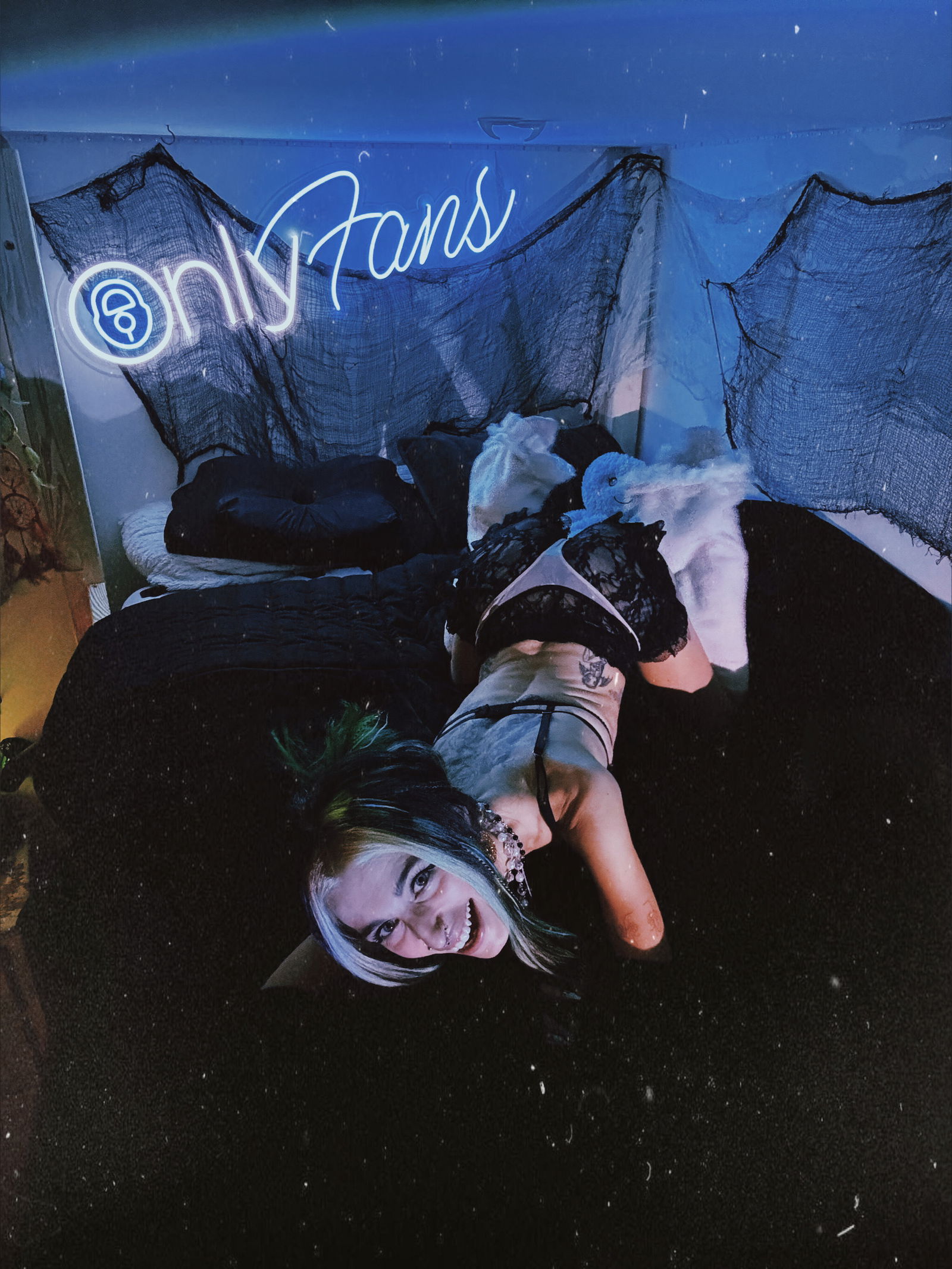 …are you WORTHY? 🐦‍🔥🔮🧿✨'s avatar