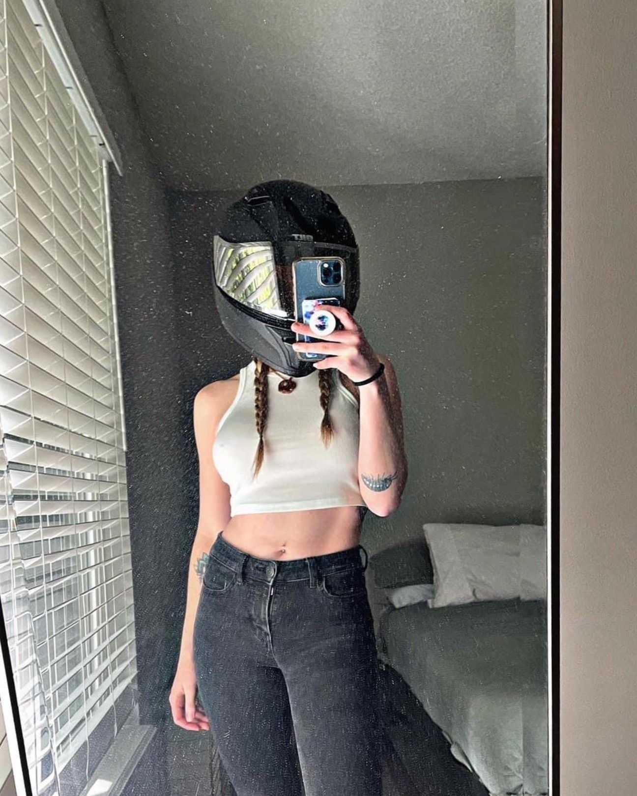 Moto Babe's avatar