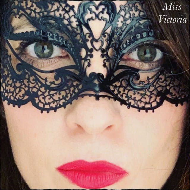 Miss Victoria's avatar