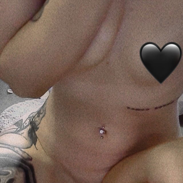 Miss Louise's avatar