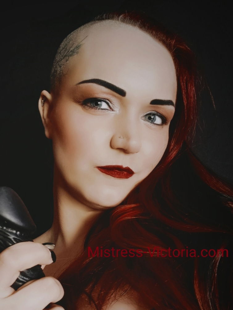 Mistress Victoria DeVil *** FemDom's avatar