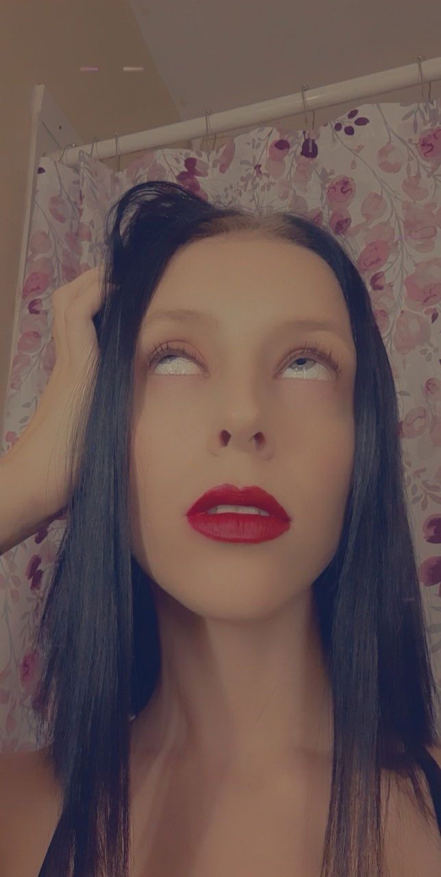 MojoChik01's avatar