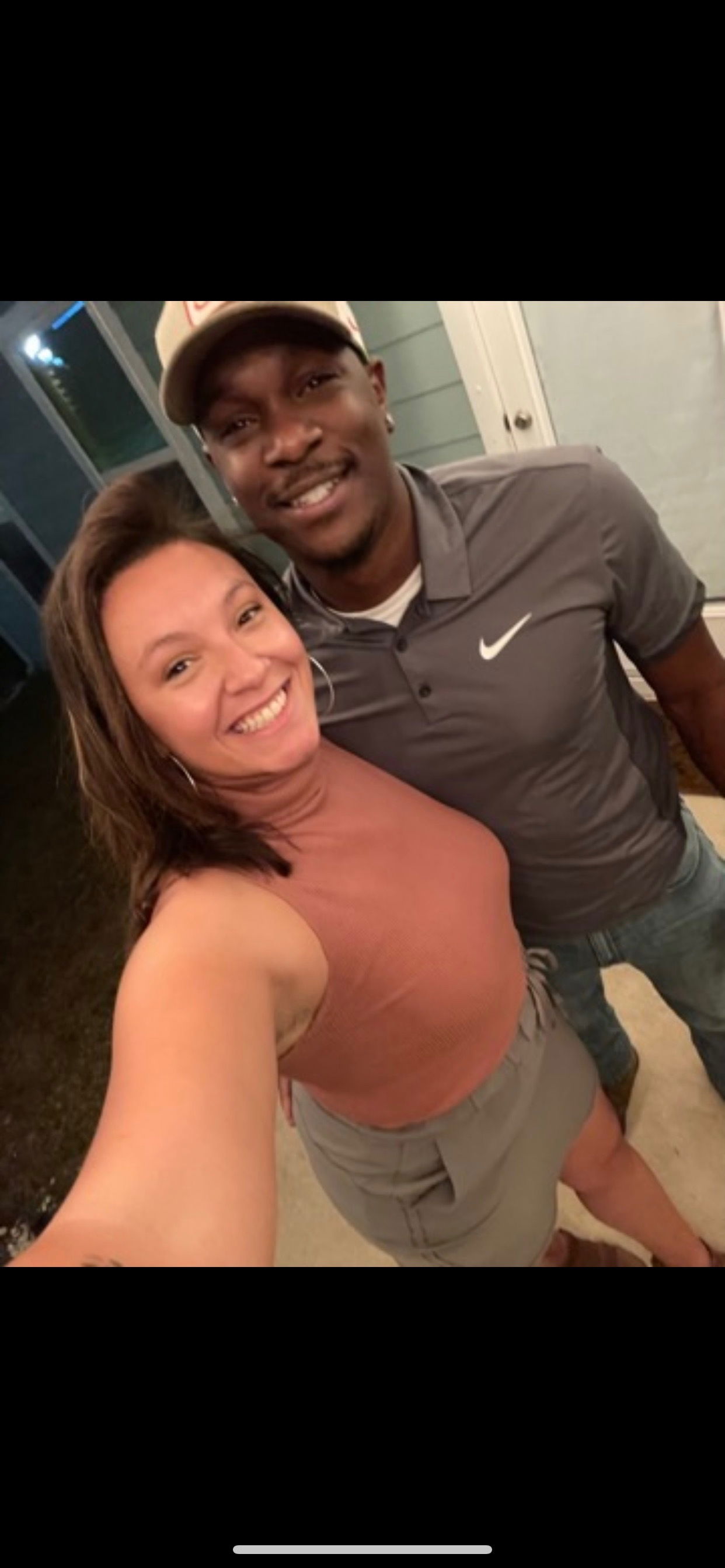 Unknown dirty filthy couple🤤🤤🤤's avatar