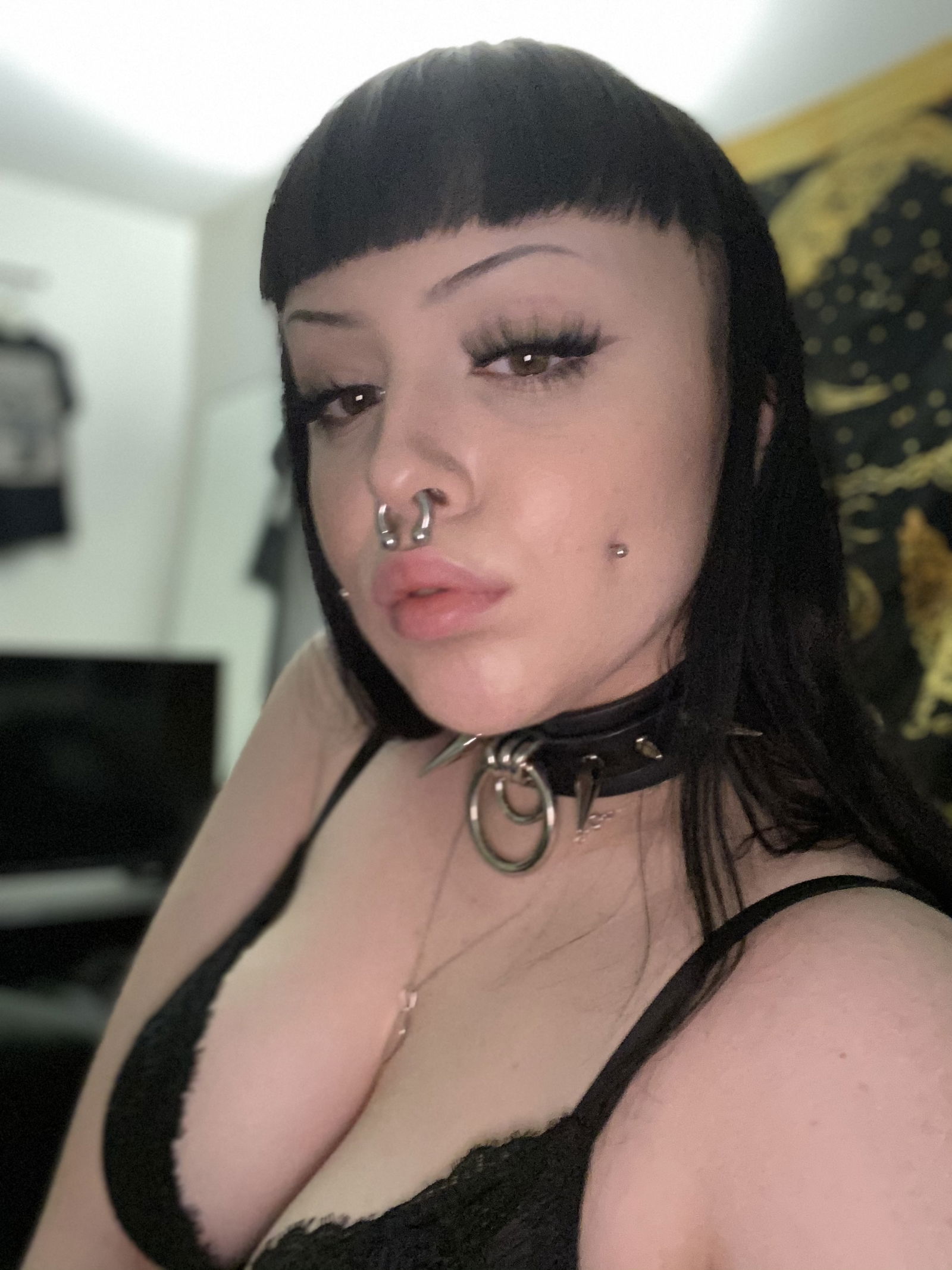 tori 🖤's avatar