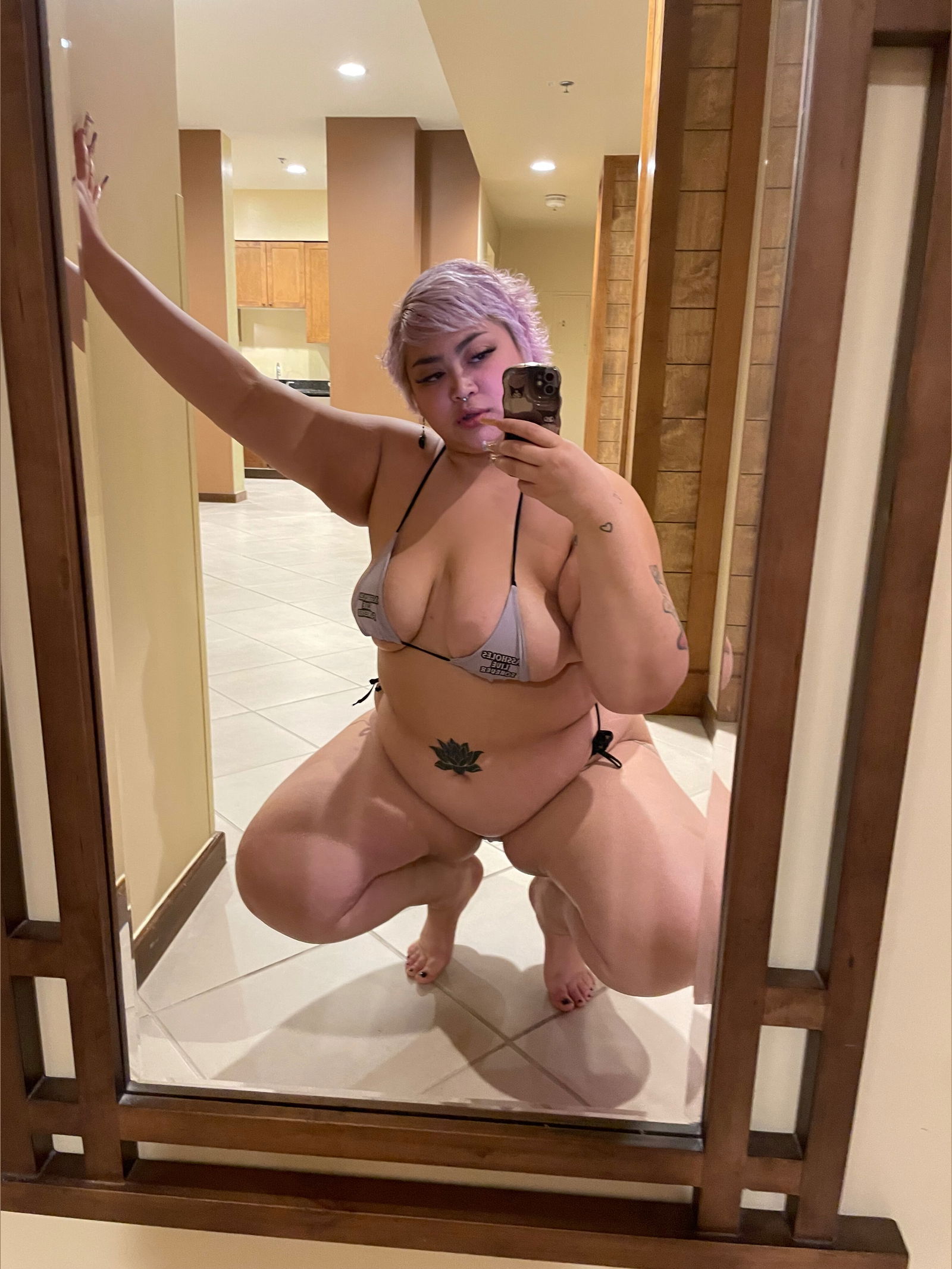 thicc ass mixed asian mami in da pit's avatar