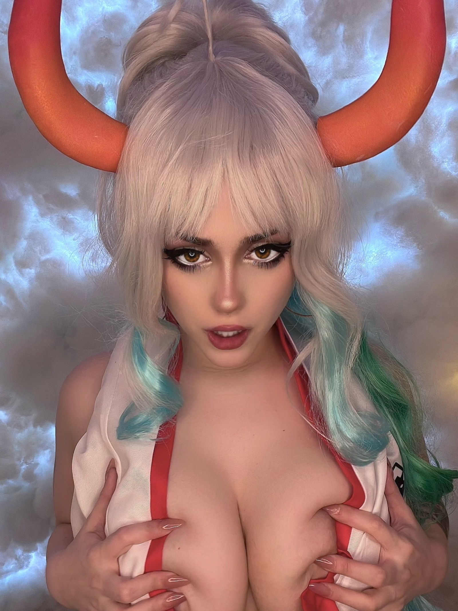 Moyumie- For Free! <3's avatar