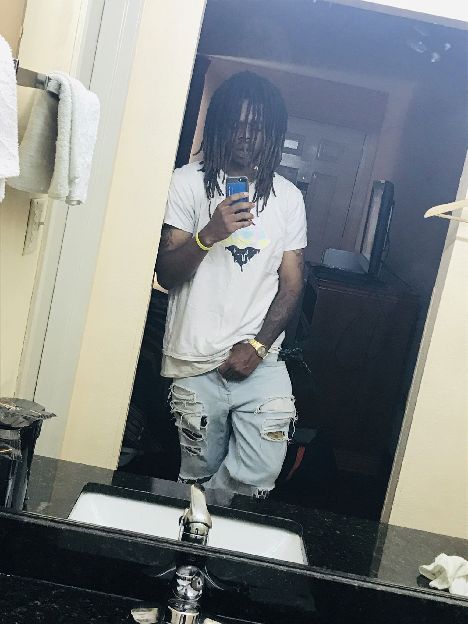 Mr.Mufasa's avatar