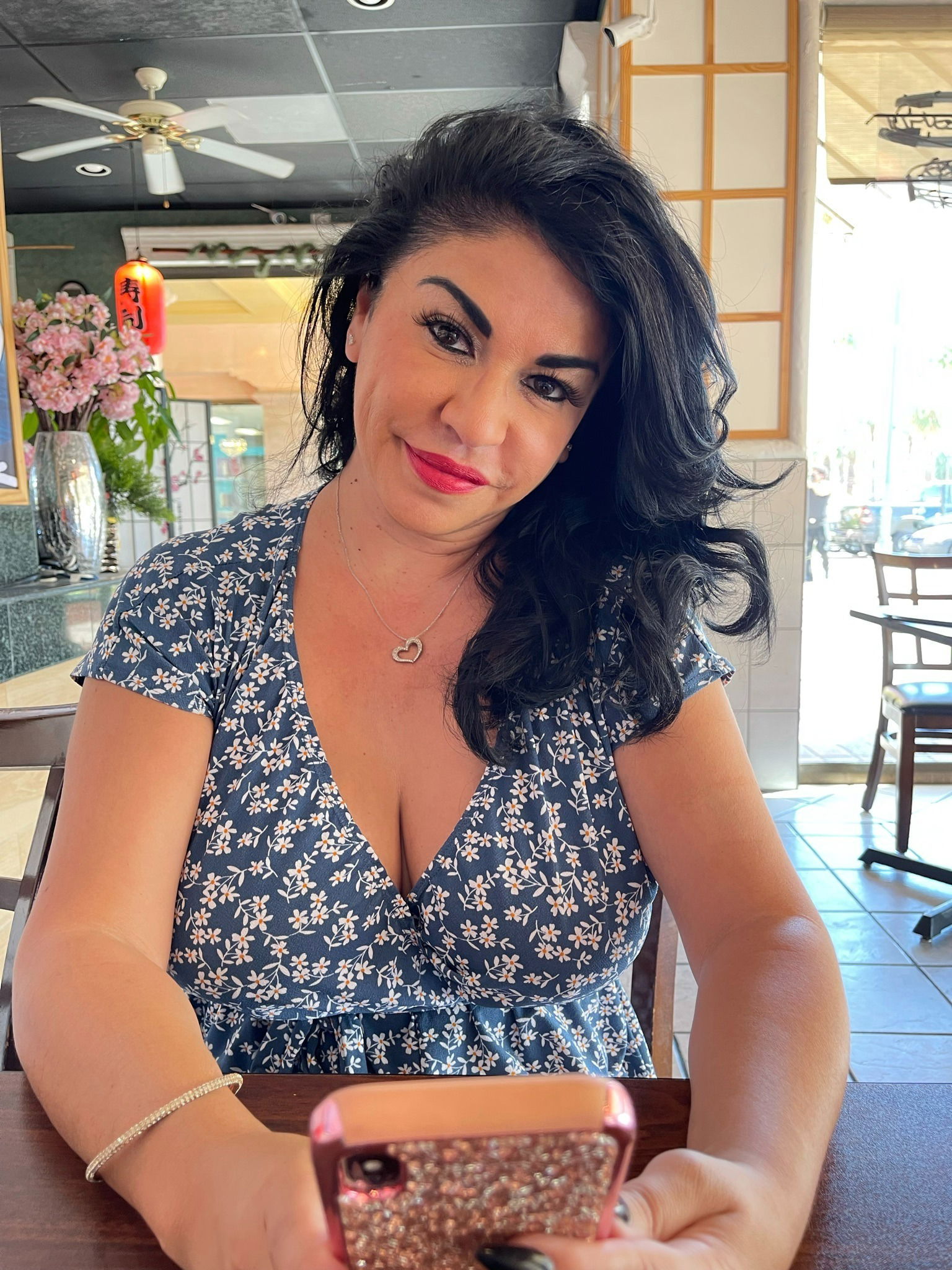 Mrs Kitty Cat's avatar