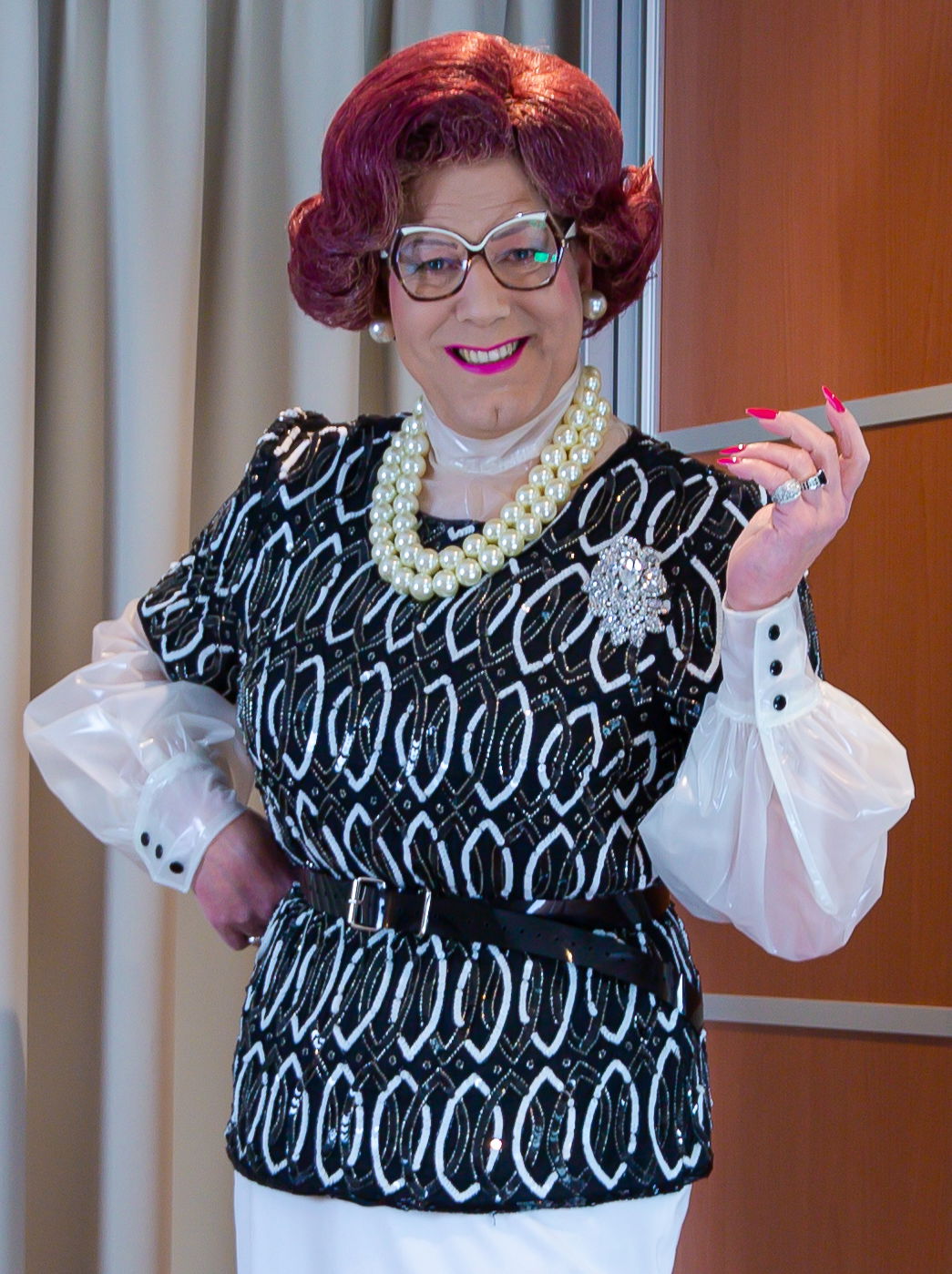 Mrs Wanda Nylon's avatar