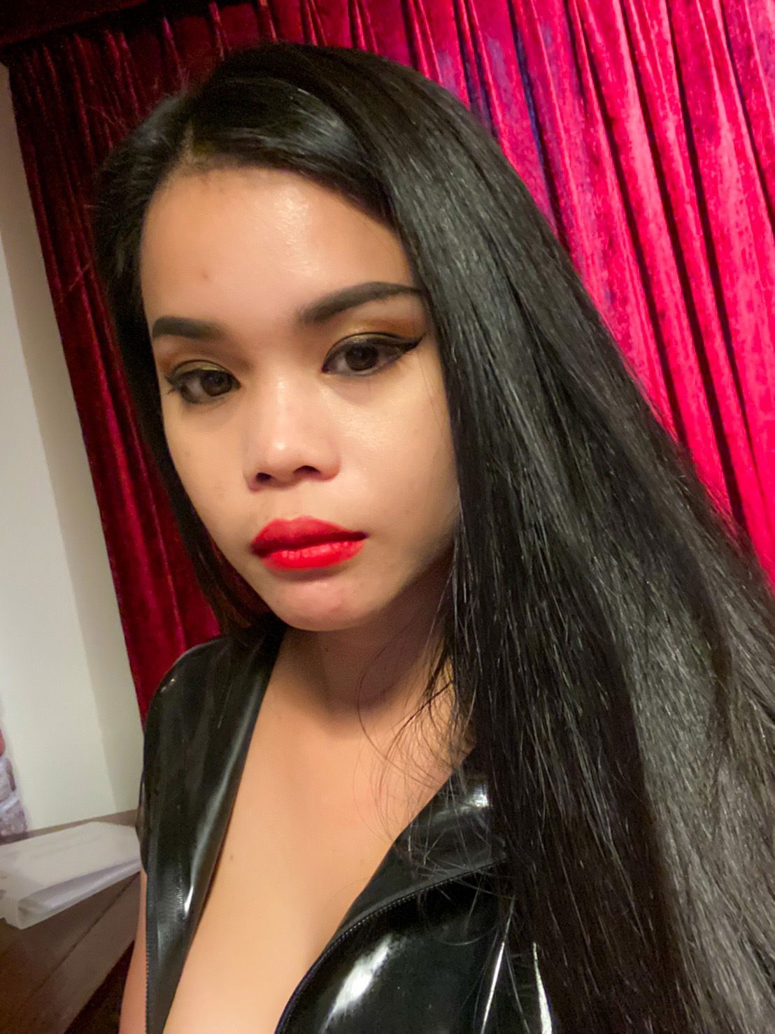 𝐌𝐈𝐒𝐓𝐑𝐄𝐒𝐒 𝐍𝐈𝐊𝐊𝐈's avatar