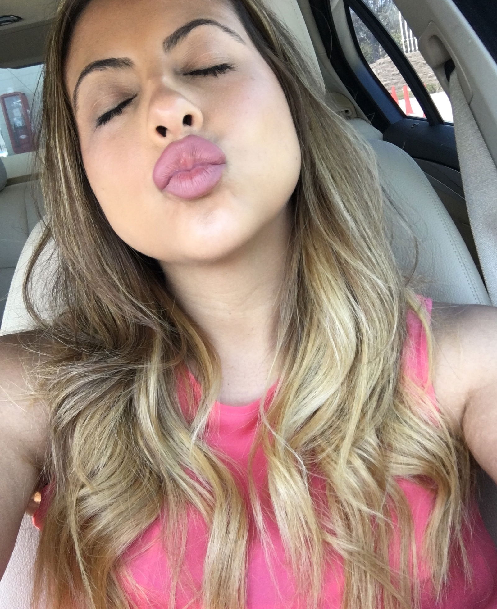 MsSashaS's avatar