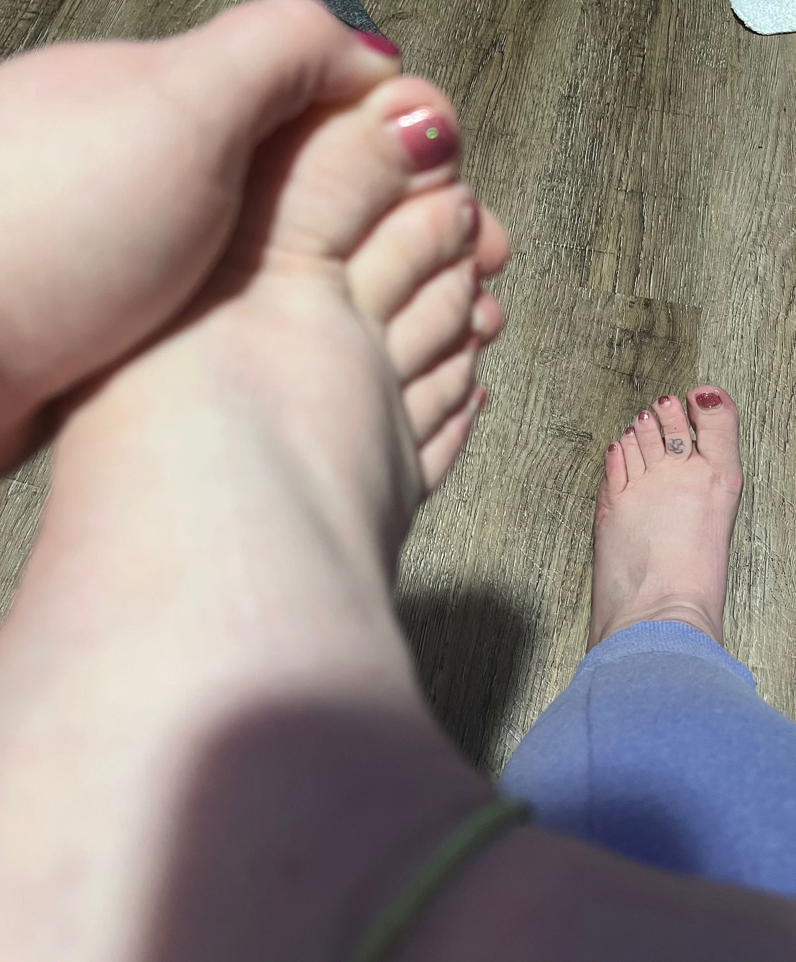 My feet are here to pleasure's avatar