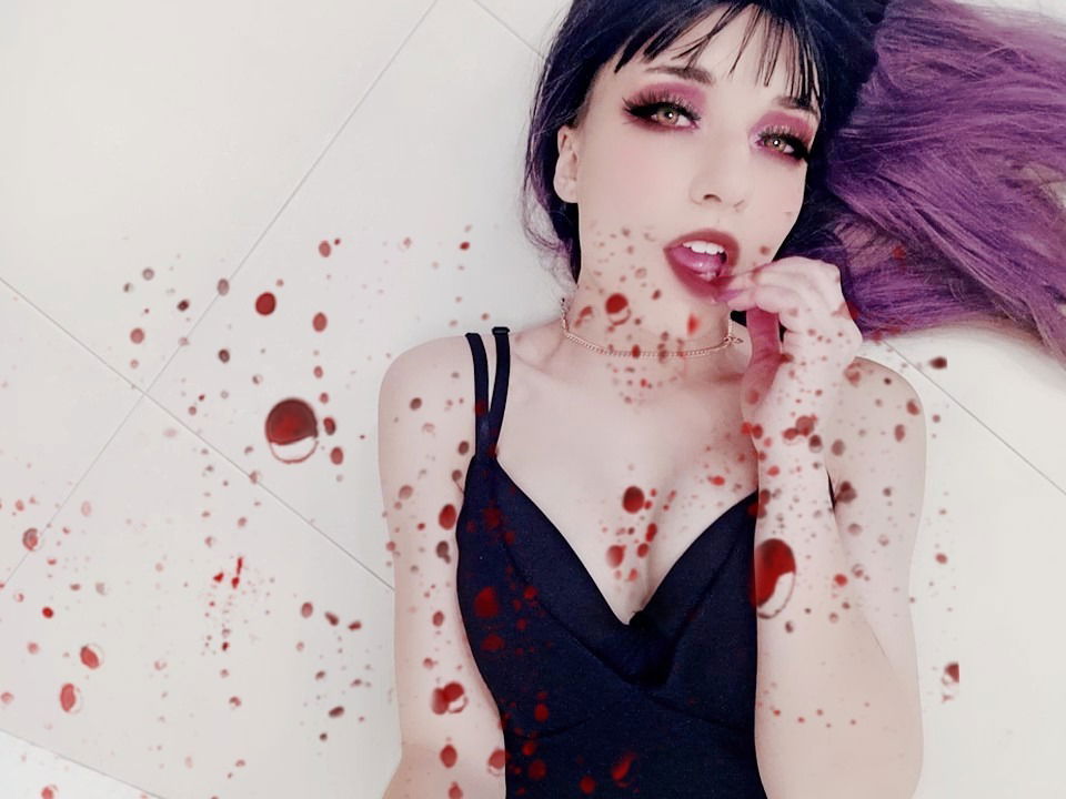 INACTIVE creator ♛ queen of rock bottom's avatar