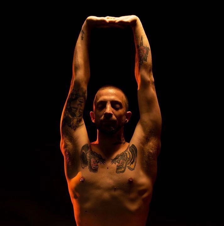 NAKED YOGA MEN's avatar