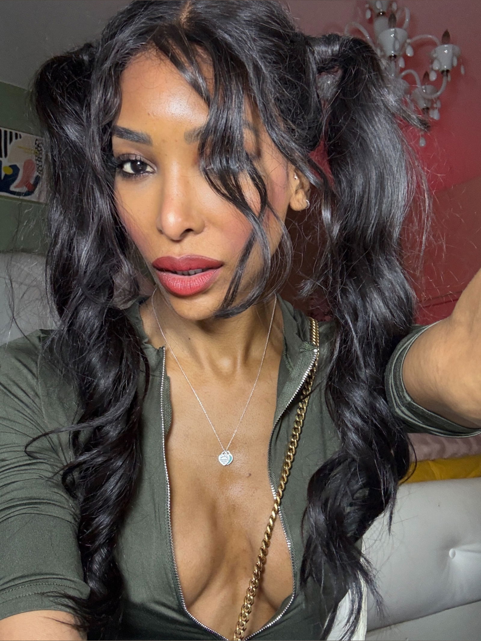 Natassia Dreams's avatar