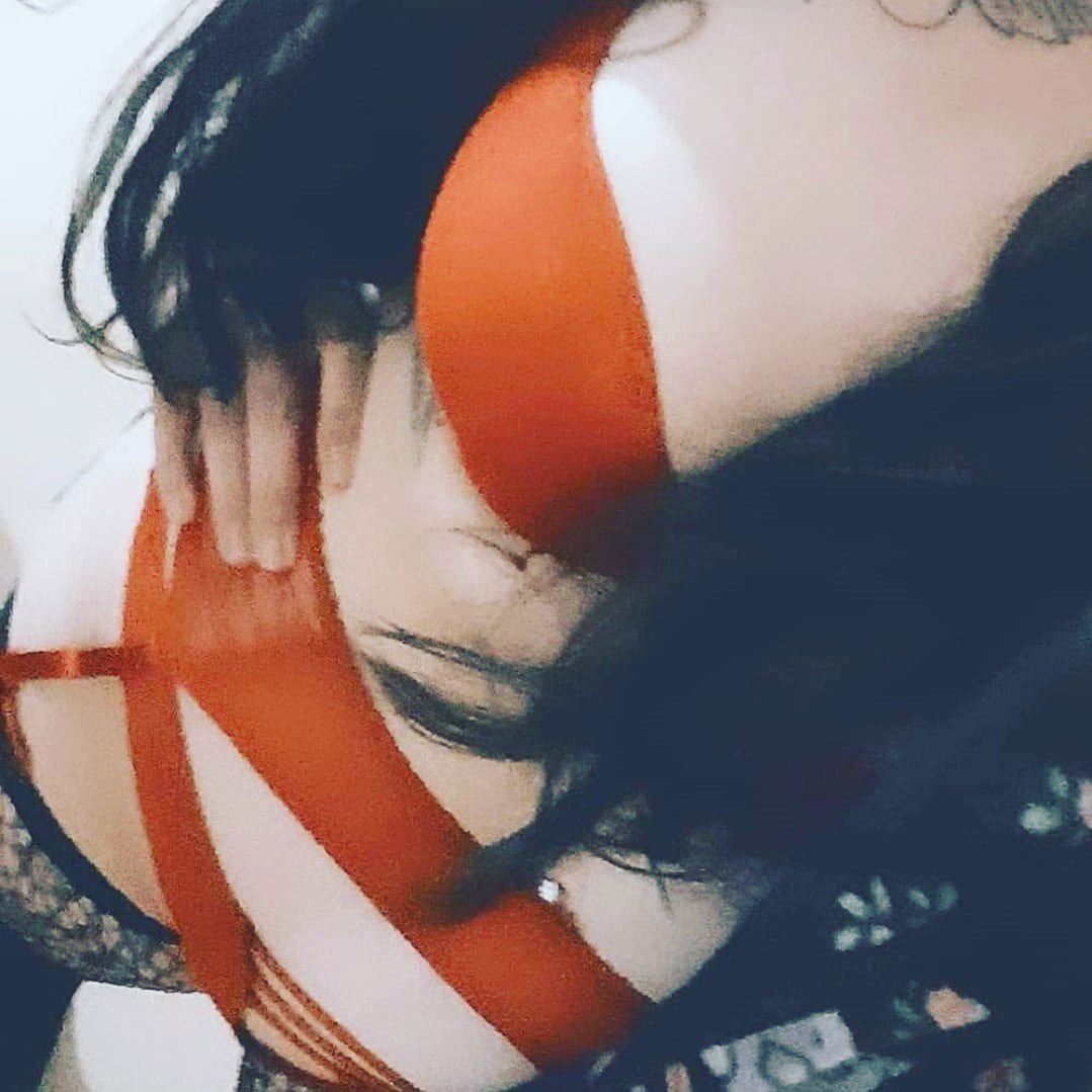 Juicy lips💋FREE👌