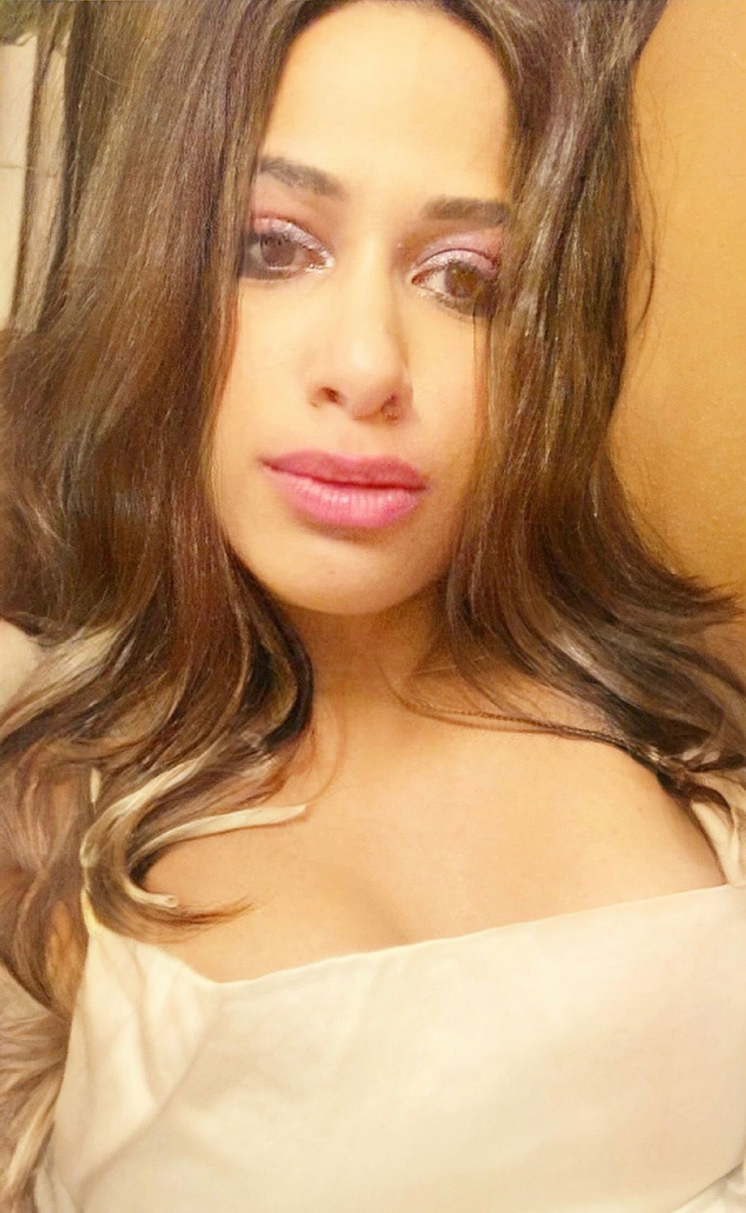 Naughty wife 👑Make u nut creator profile