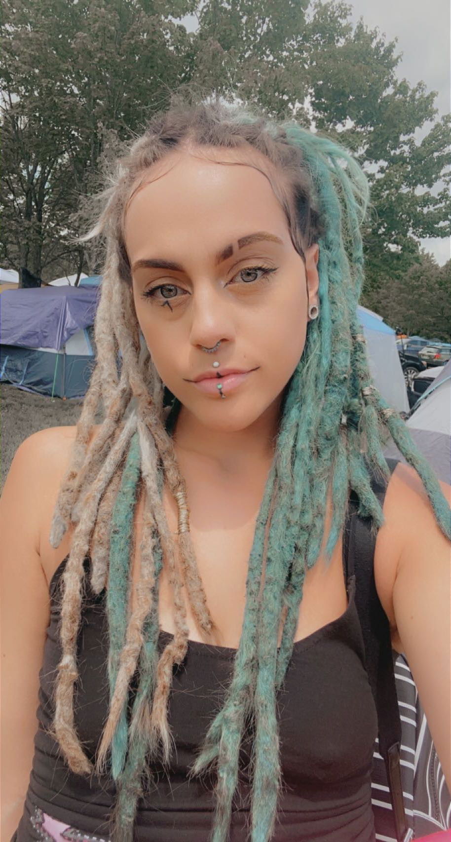 Navi Rose's avatar