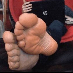NewcastleFeet's avatar