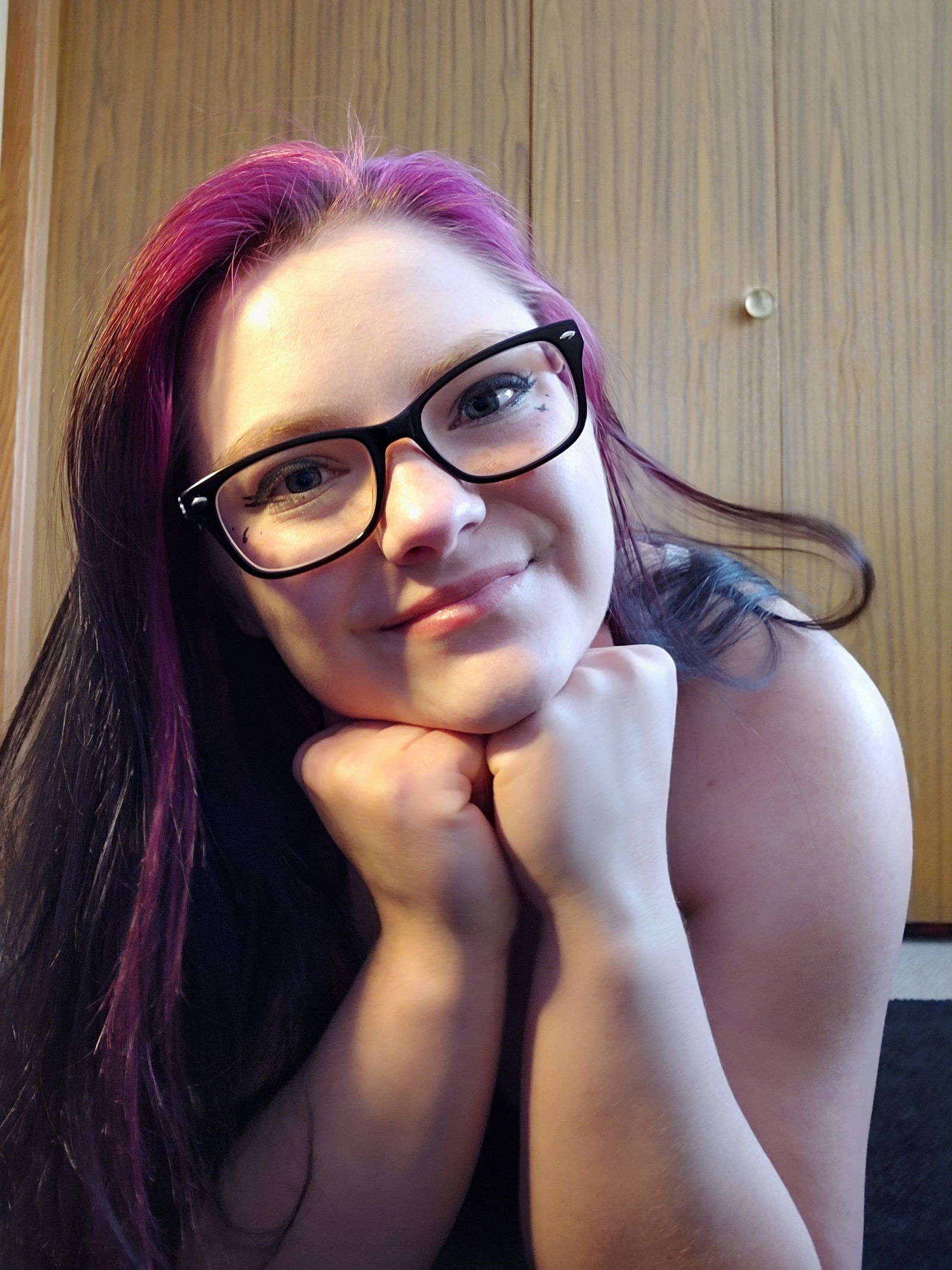 NicholeFREE's avatar