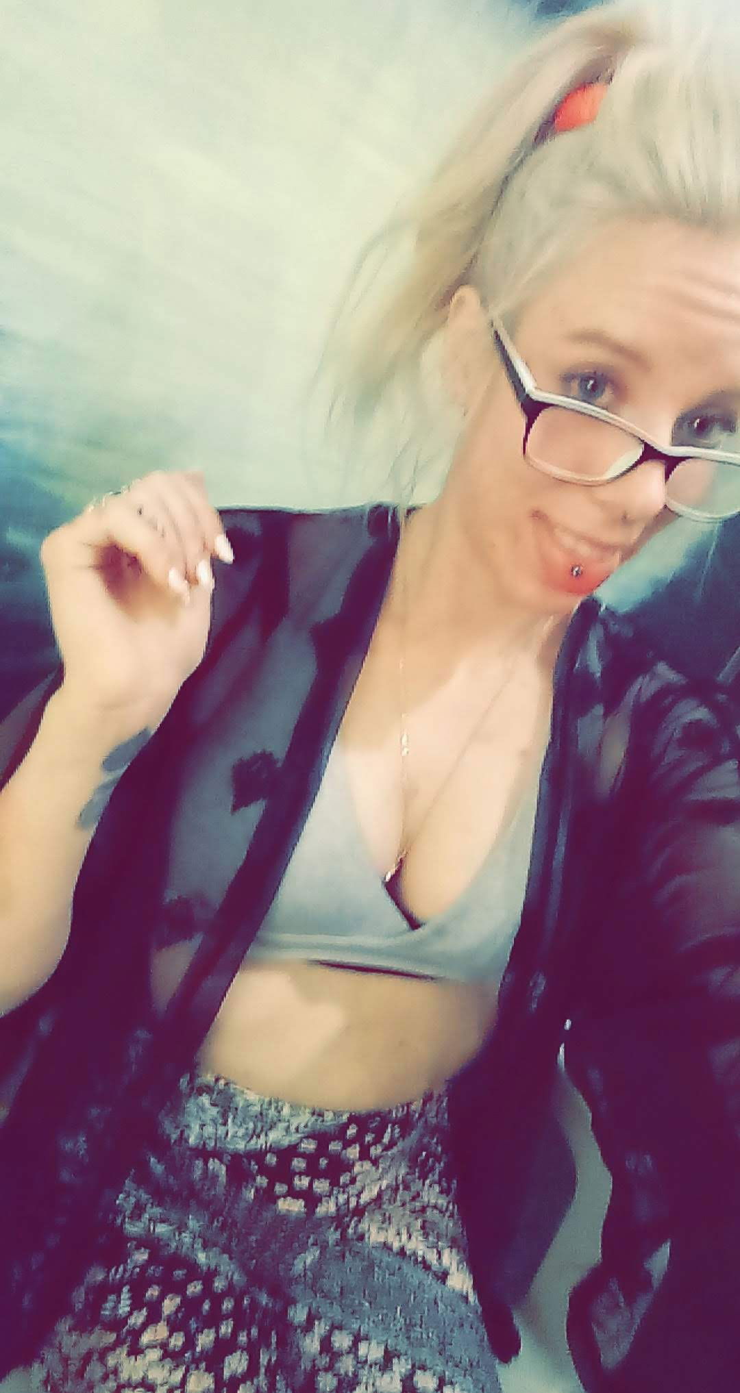 Nicholle Evol's avatar