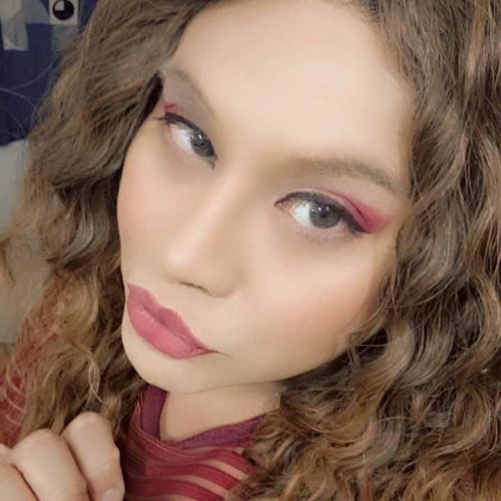 Nicole Avery's avatar