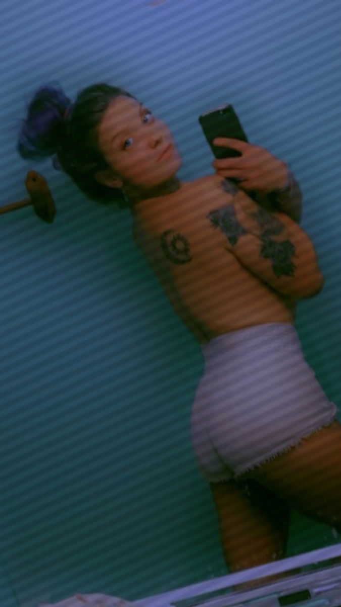 Nicole's avatar