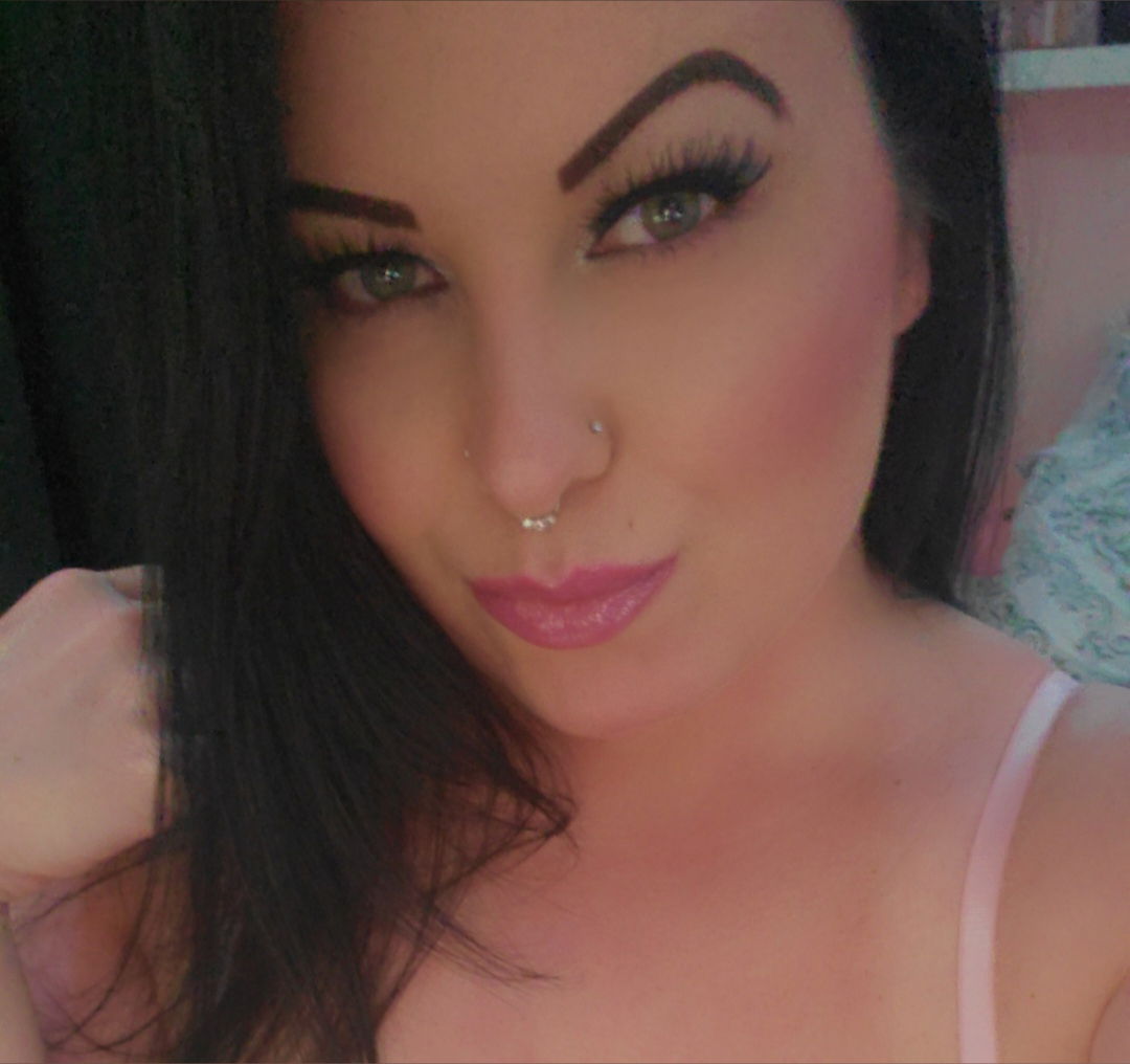 NikkiSkye
