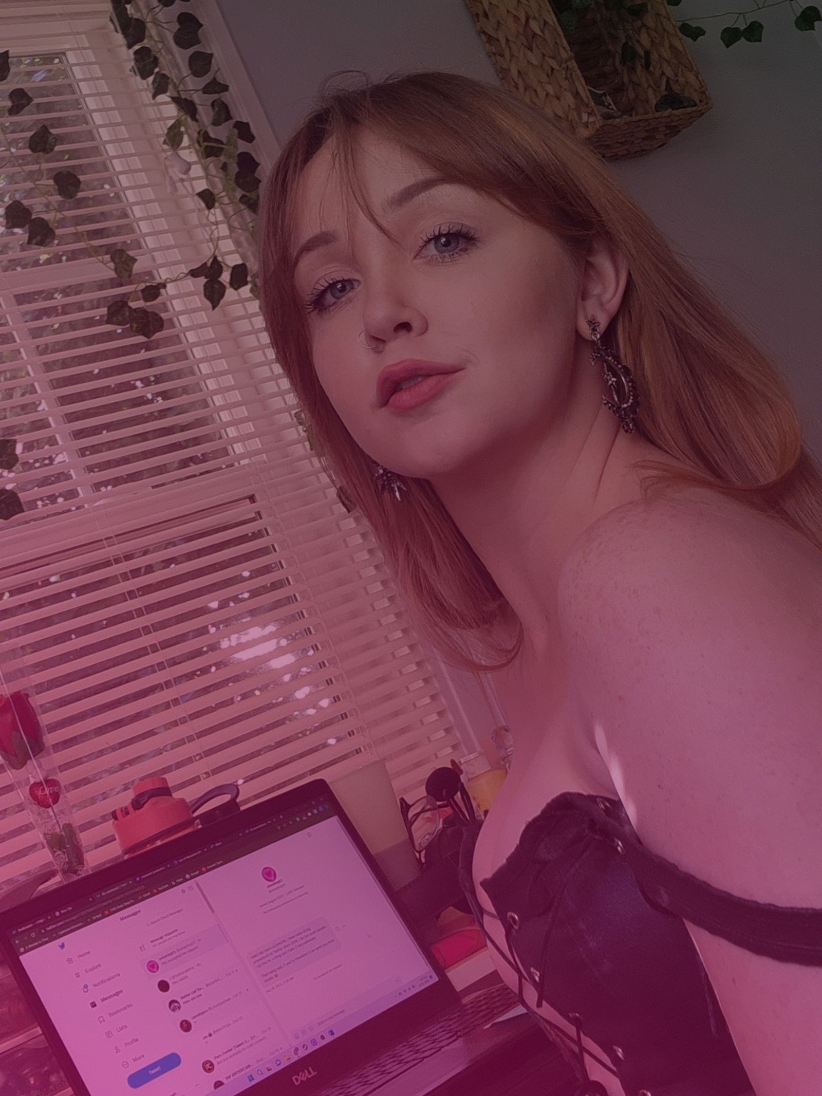nikole nash's avatar