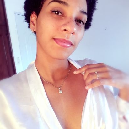 NinaLifeOf's avatar