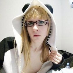 Nora Ivchenko's avatar