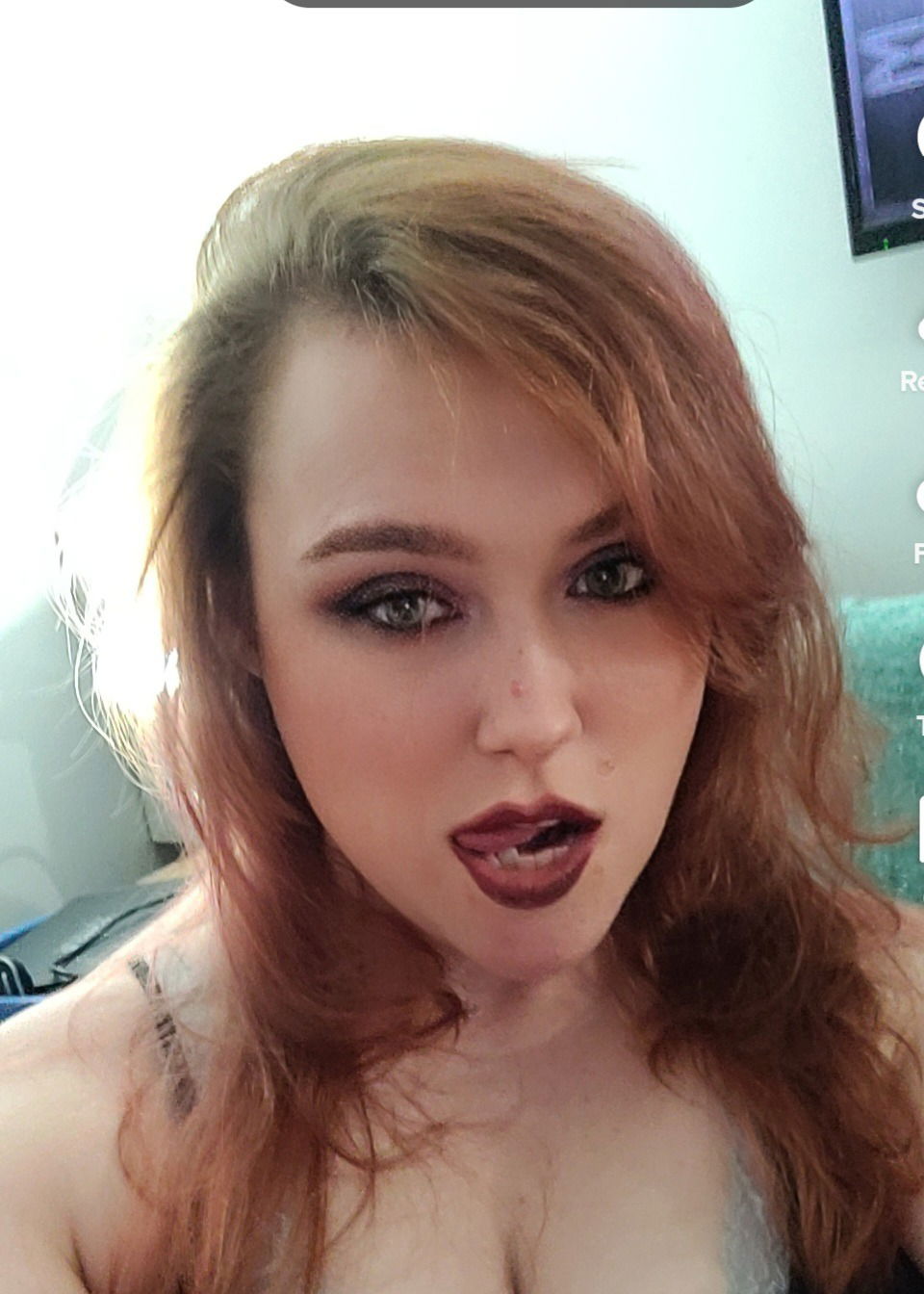 Nova Alvara's avatar