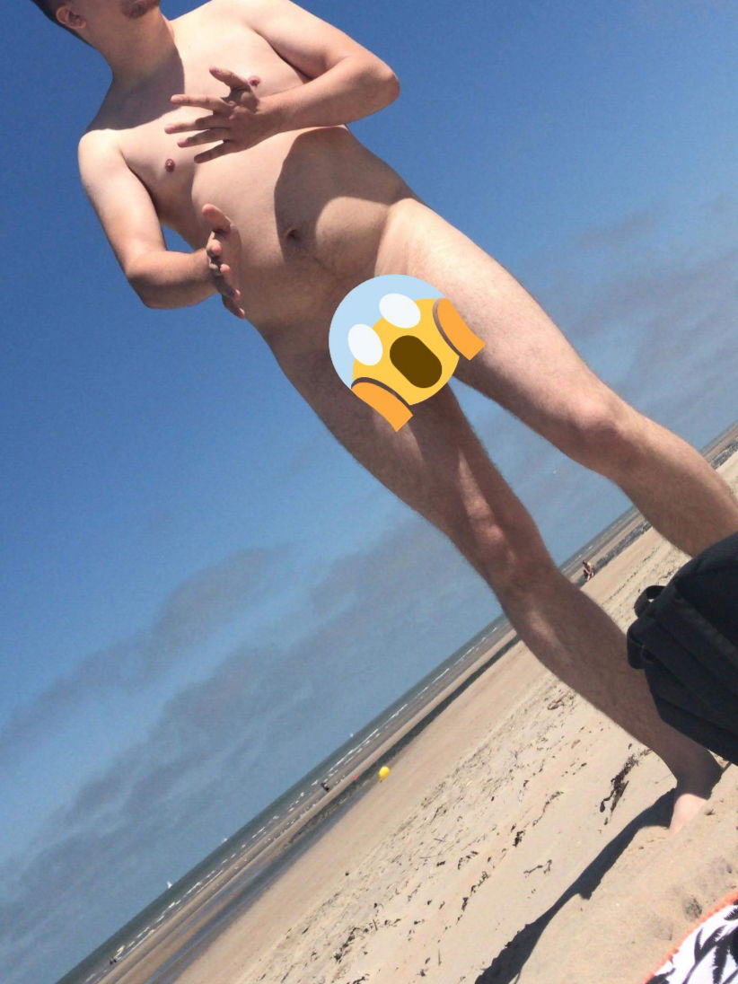 Nudism and Toys's avatar