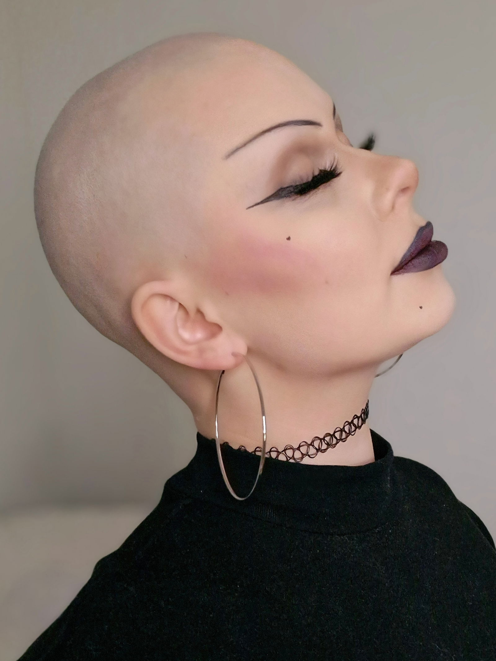 Nyla the goth mommy FREE's avatar