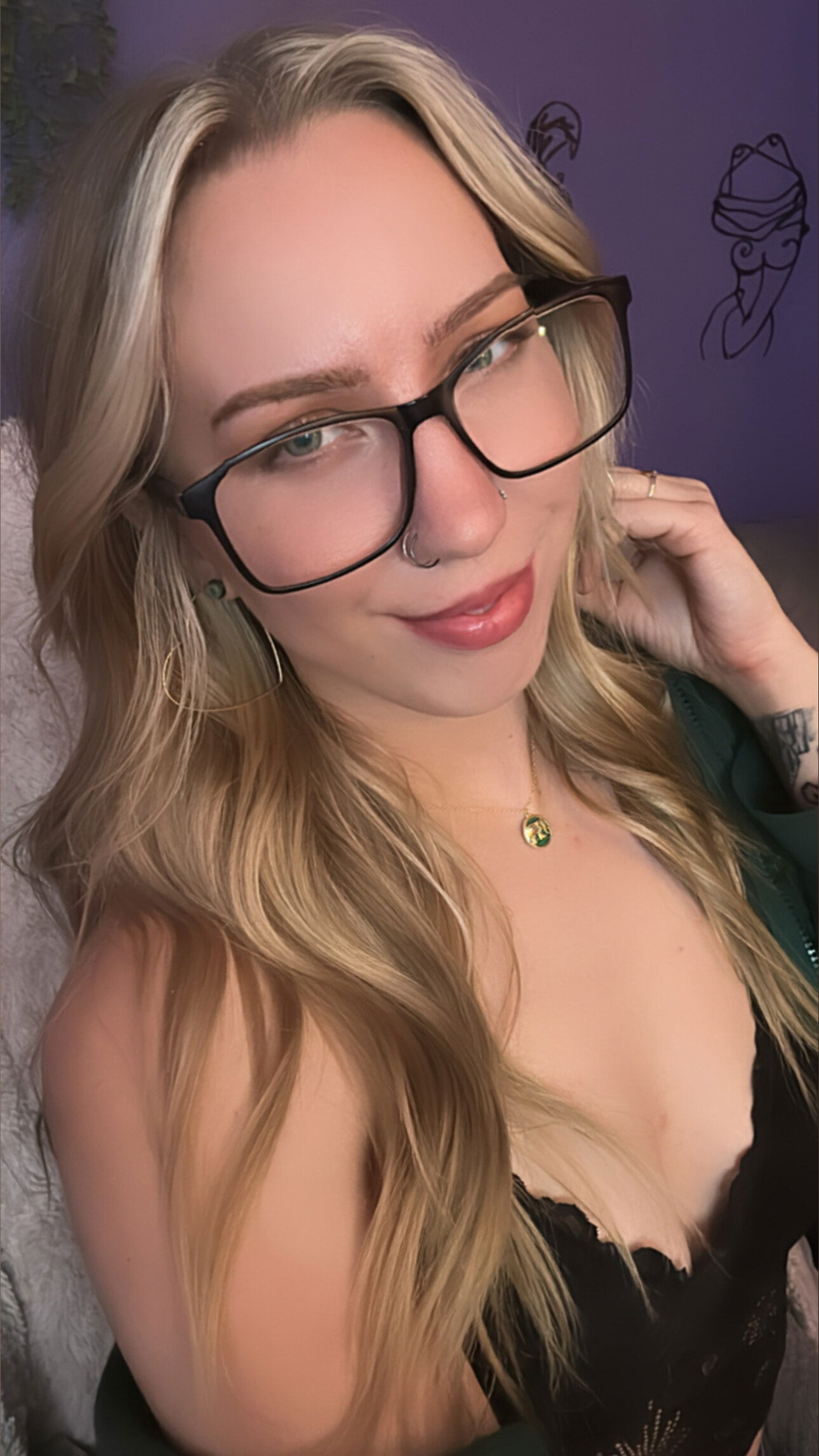 internet angel with an attitude