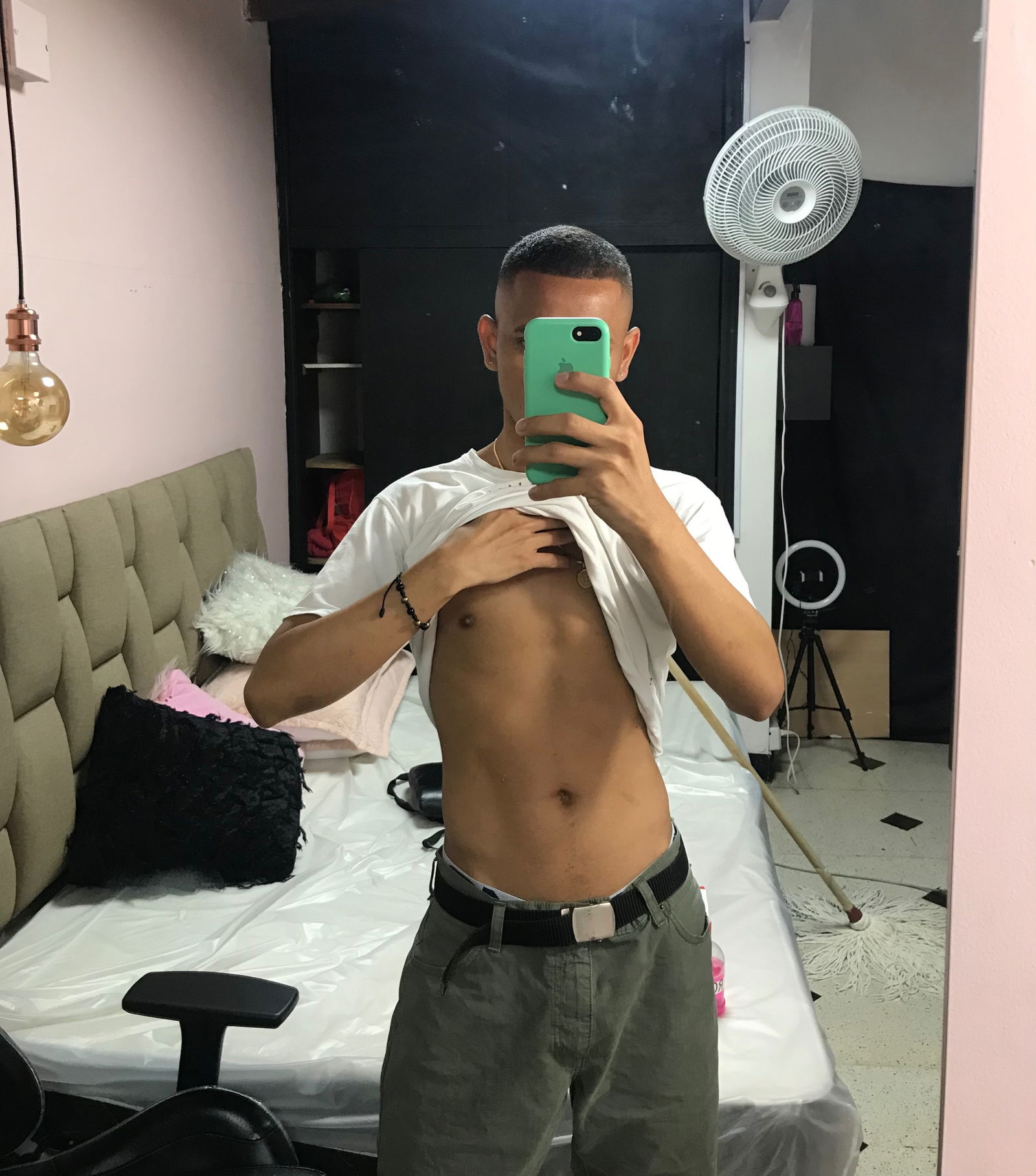 Pollito 🐣🔥😈's avatar