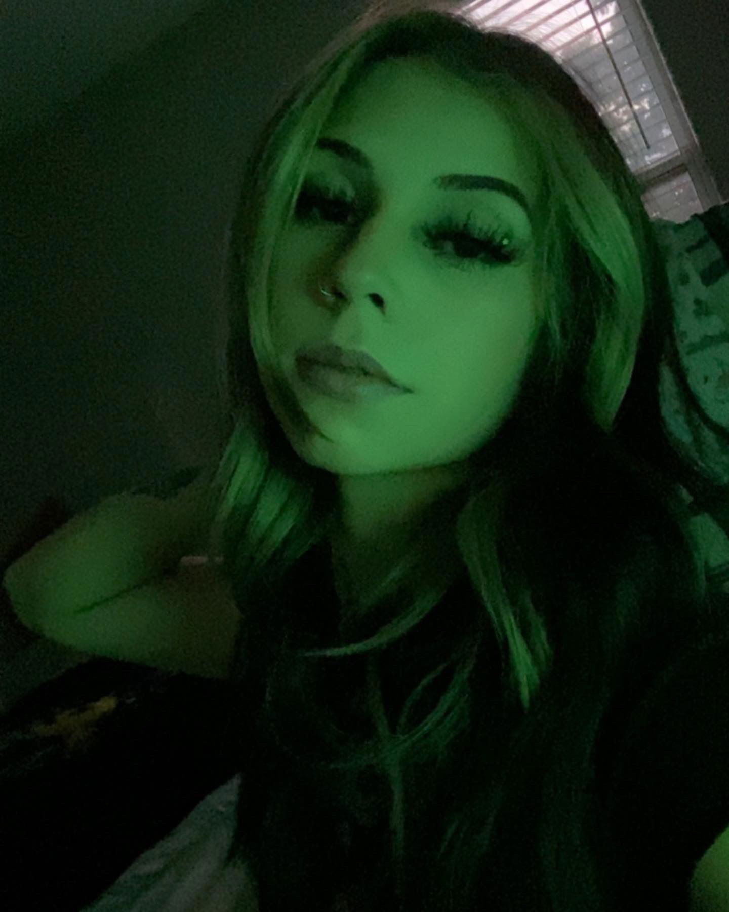 Lovely 🥰's avatar