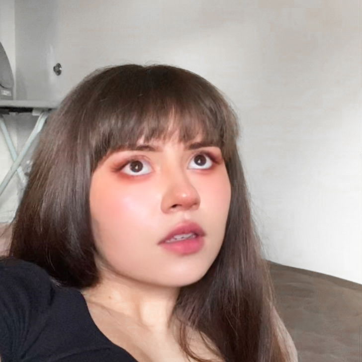 Lila's avatar