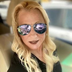 Pamela Annabelle Artist's avatar