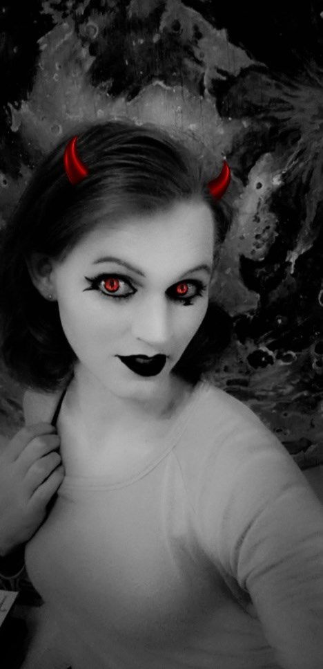 Pandora Scarlett's avatar